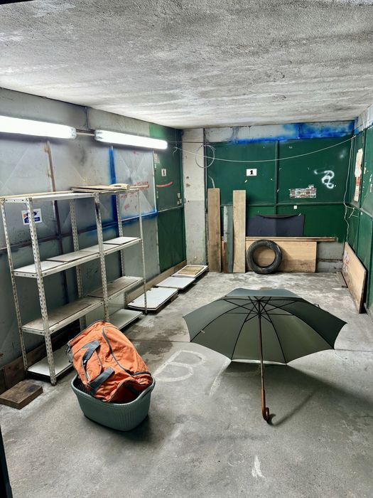 Garagem / arrumos / box fechada