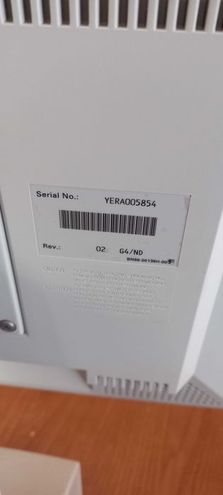 Monitor plano FUJITSU_SIEMENS de 15"