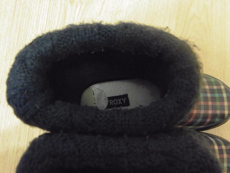 Galochas Roxy novas