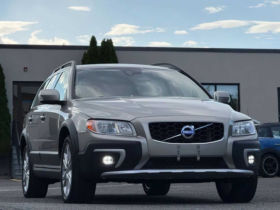 Volvo XC70 T5 Premier      2016