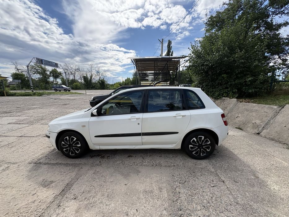 Автомобіль Fiat Stilo