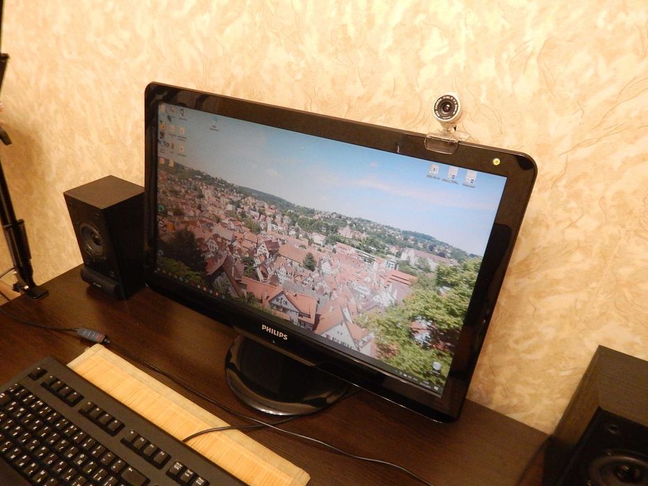 Монитор Philips 232E2