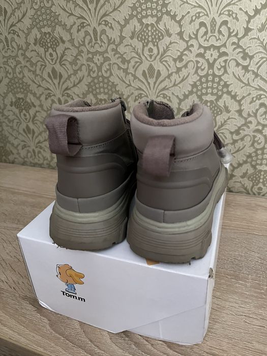 Ботинки від zara 27