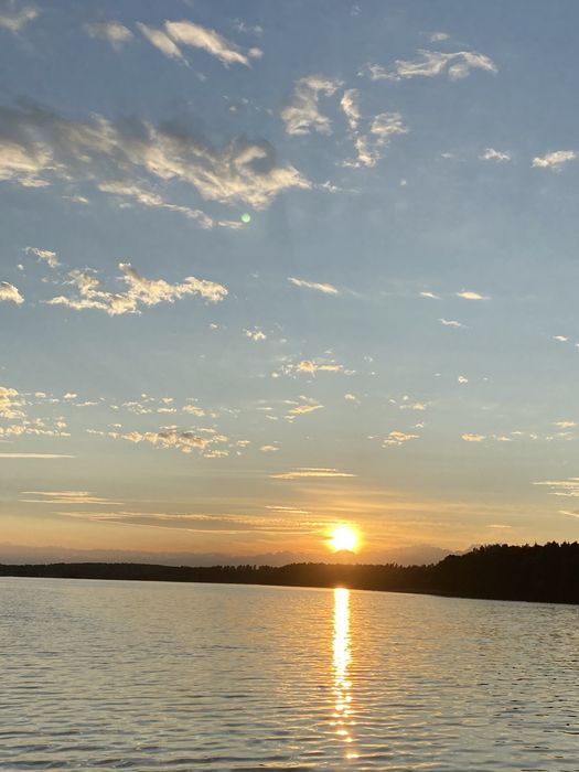Domek z widokiem na jezioro na mazurach
