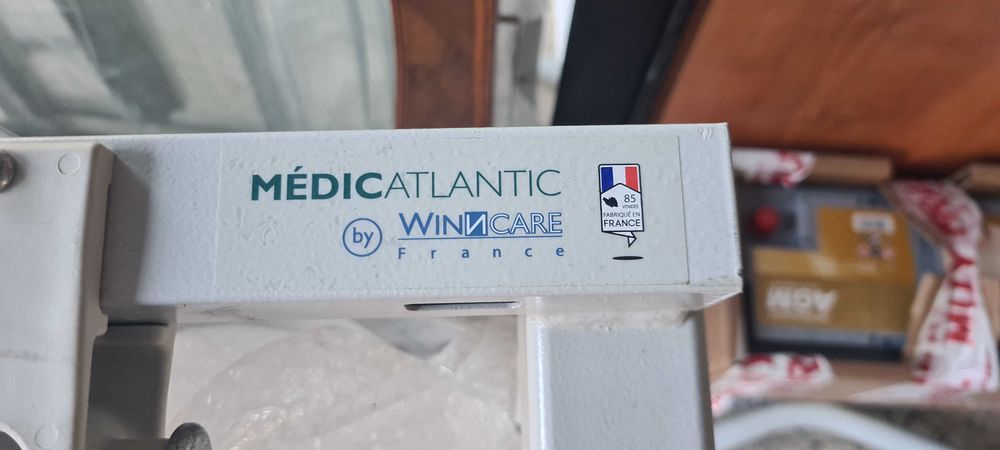 Cama articulada elétrica medicatlantic e colchão Wincare Alova