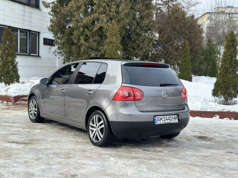 Продам Golf 5 MPI