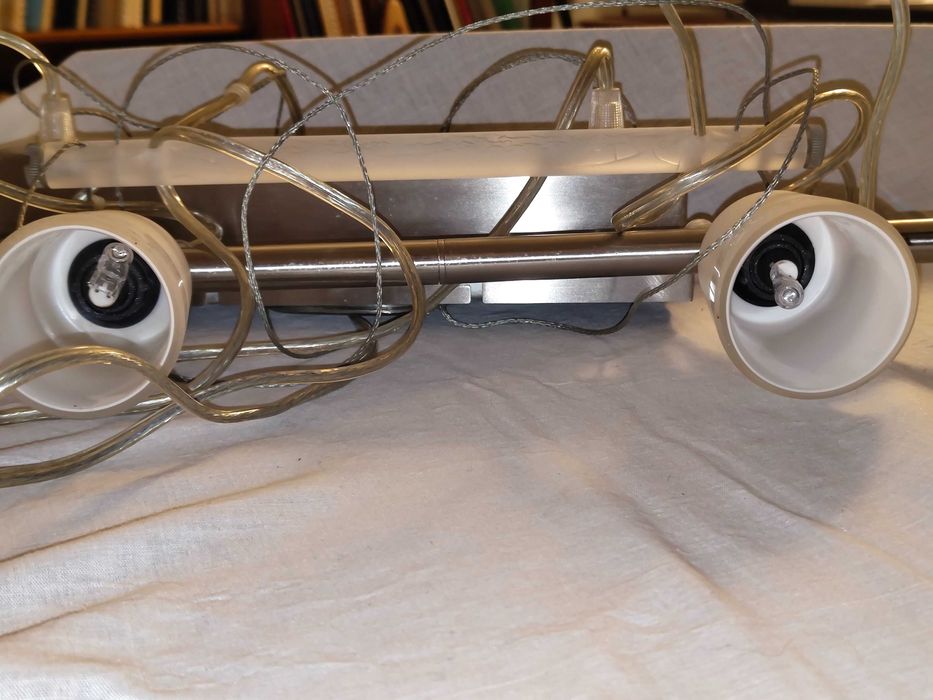 candeeiro suspenso de 6 focos