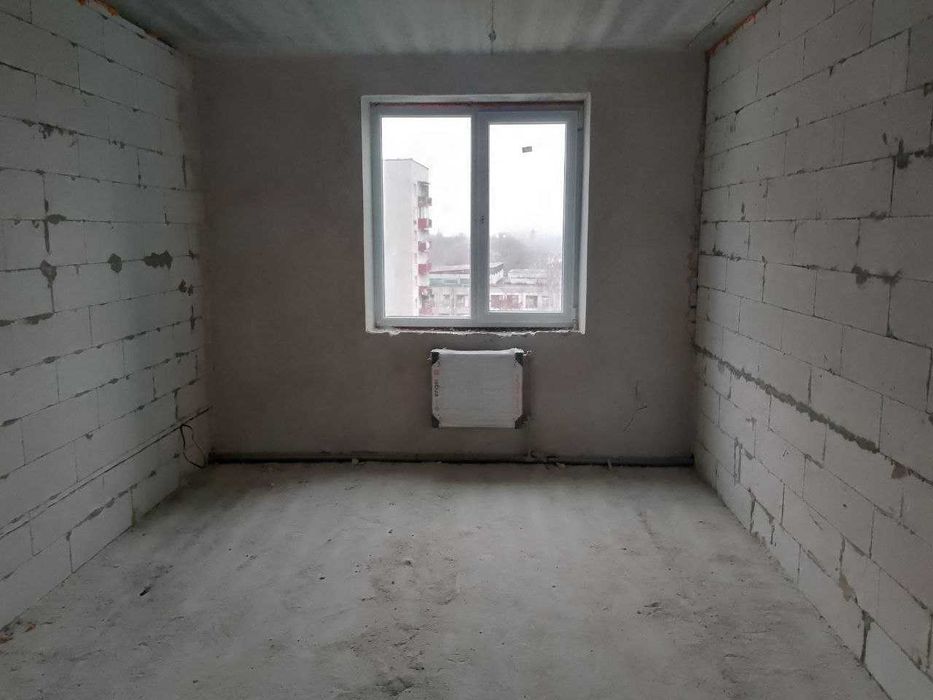 2 кімнатна  в новому будинку з індивідуальним опаленням на пр-ті Миру