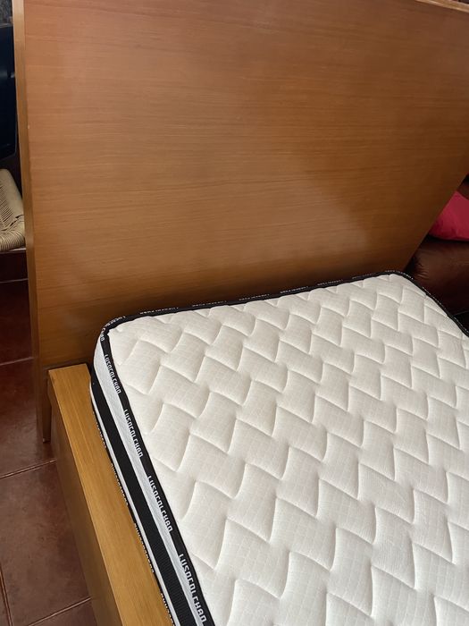 Cama solteiro com colchao
