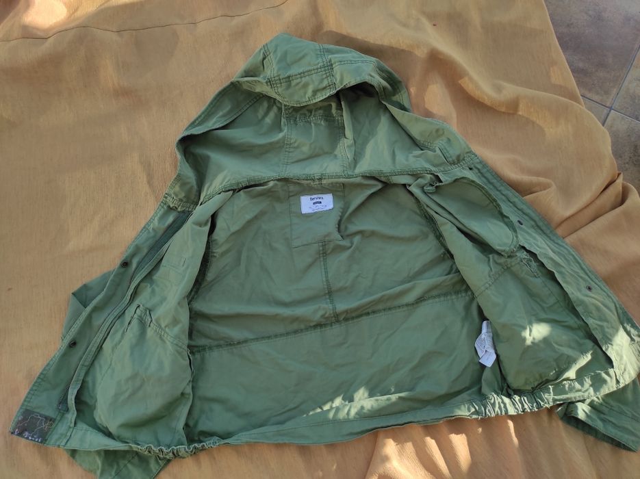 Kurtka wczesnojesienna krótka Bershka r. L r. 40 r. 12