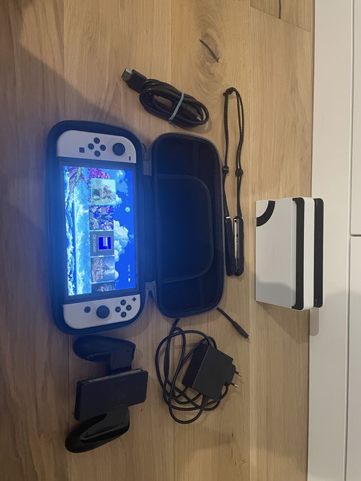 Nintendo Switch OLED K€fir