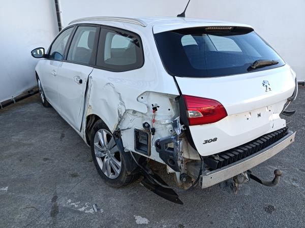 Para peças PEUGEOT 308 SW II