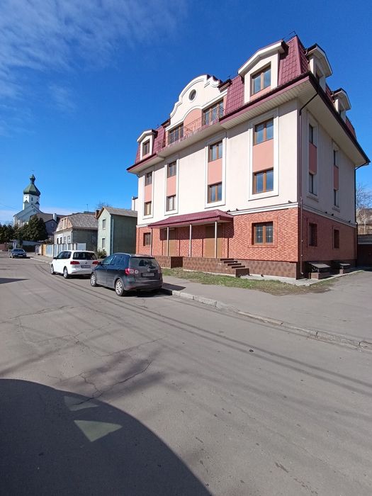 Продам нежитлове приміщення! Р-н. Пивзавод! Фасадне!