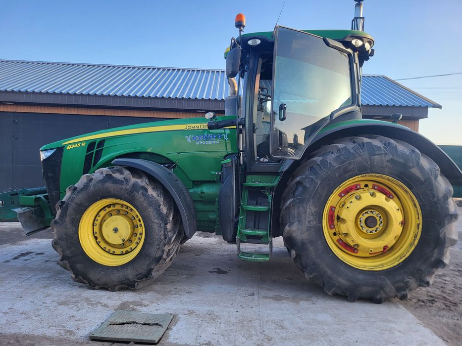 Трактор John Deere 8345R, 2017рв