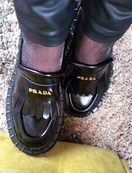 Туфлі-лофери «Prada»