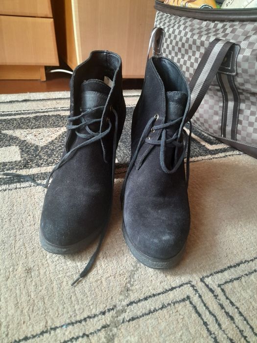 Ботильйони Prada 40р