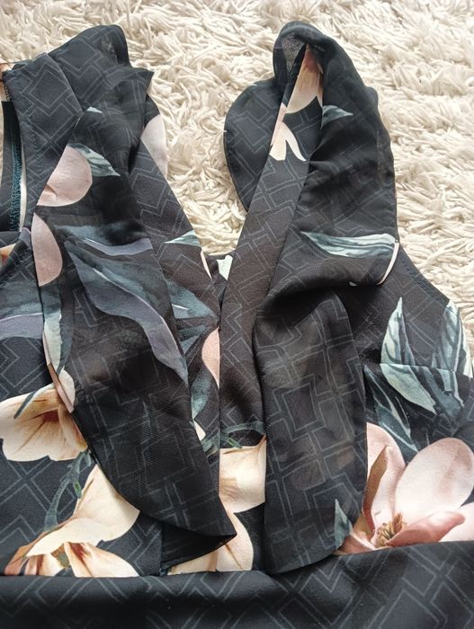 Sukienka ,etui,jesień ,kwiaty rozm XS/s