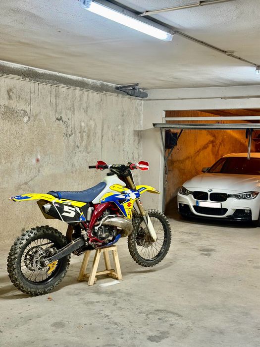 Suzuki RM 250 Registered