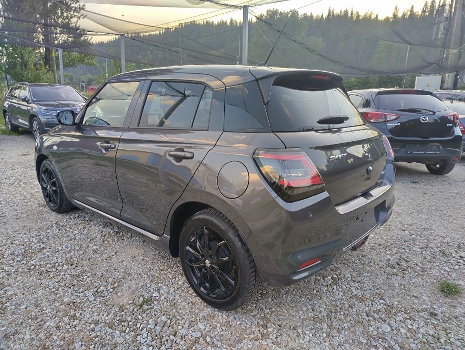 Suzuki Swift Hybrid Automat  Łopatki 1.2 Benz  12-2025 rok 2600 km