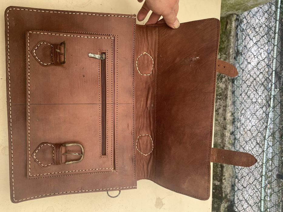 Pasta vintage Classic em pele castanha