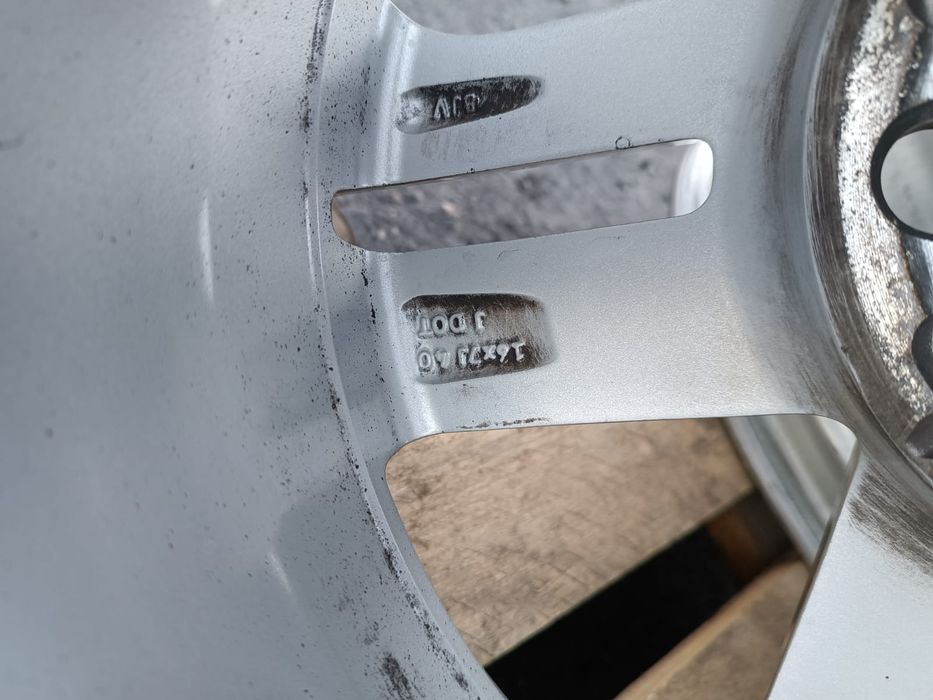 Alufelgi 16 Toyota Corolla XII 5x114,3 Suzuki Swace TPMS ET40