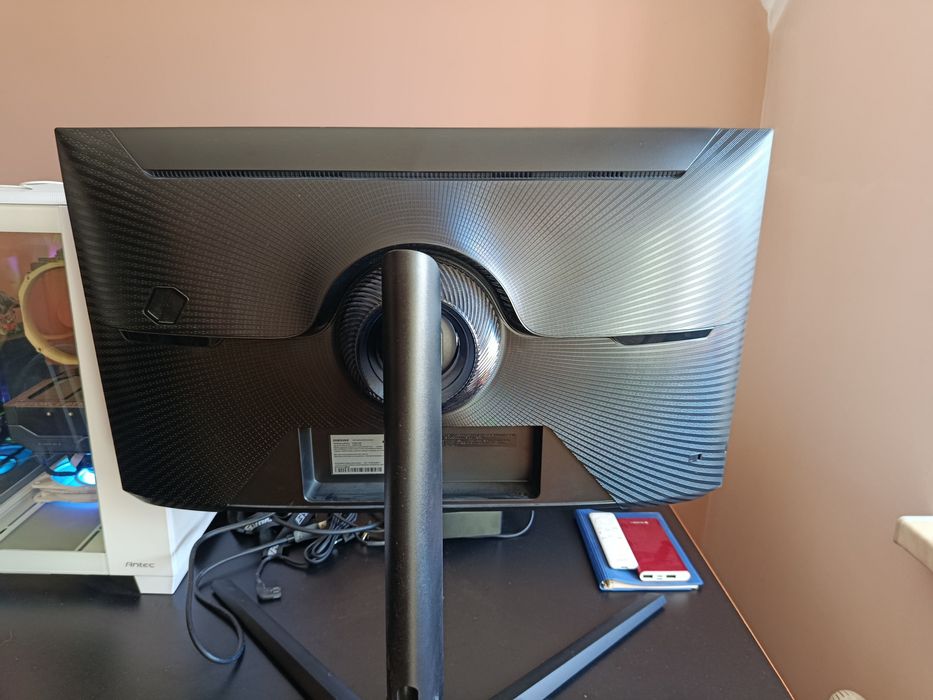Монітор Samsung Odyssey G7 4K 144Hz IPS 28" (LS28BG700EIXUA)
