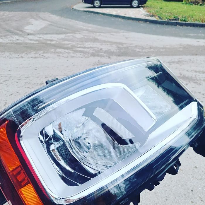 polerowanie reflektorów samochodowych z dojazdem REGENERACJA LAMP