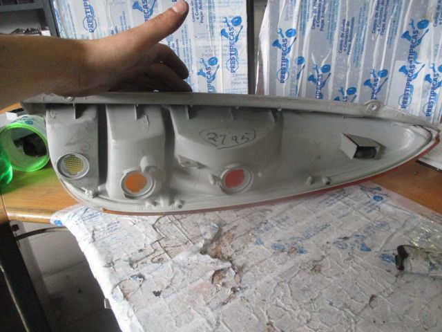 Farolim esquerdo HYUNDAI Atos (MX)