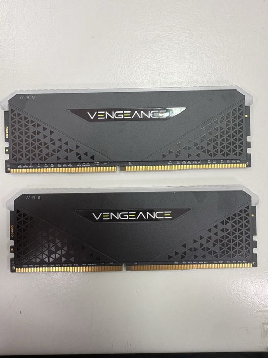 Corsair Vengeance 32GB (2X16GB) 3600Mhz CL18 RGB