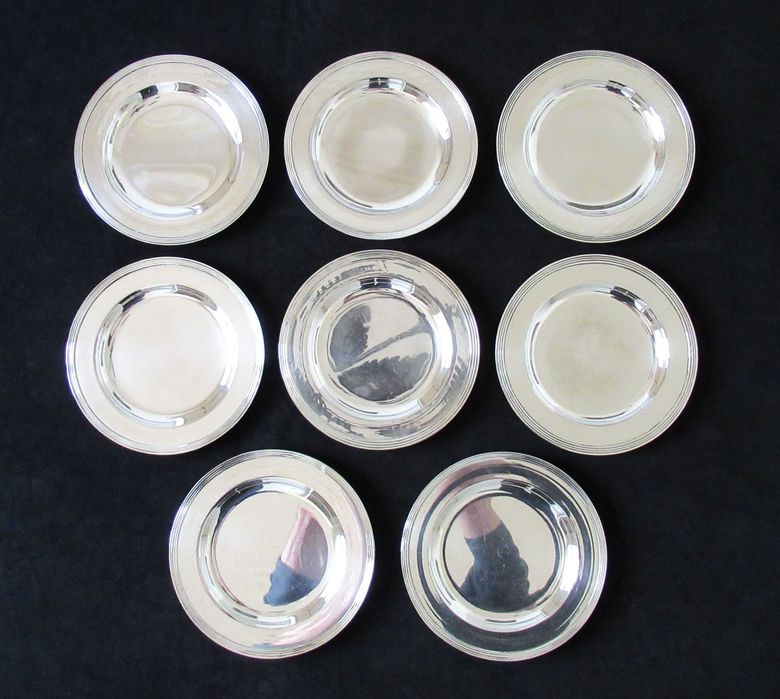 Shell-Shaped Plates (Ref. 8)447061078122833920