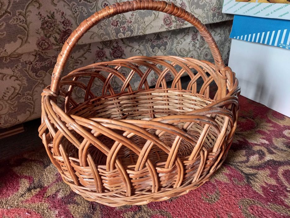 Корзинка  новая 299 грн дешево