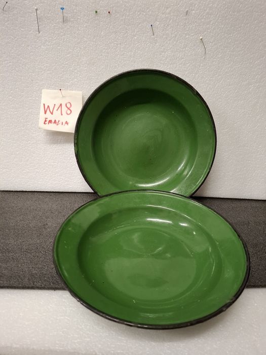 Olkusz talerze emaliowane zielone prl