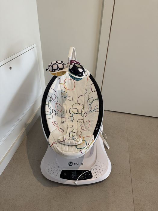 Espreguicadeira eletrica 4moms - mamaRoo 4
