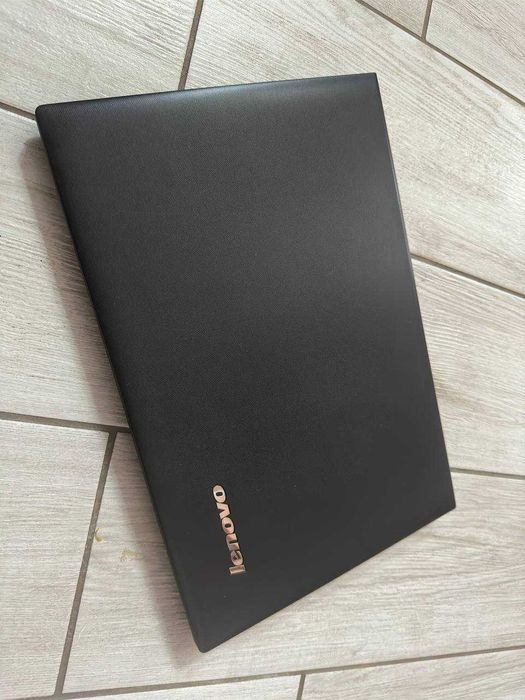 Ноутбук Lenovo 2 ядра / 4 GB ОЗУ / 500 GB /игровая видеокарта 720M