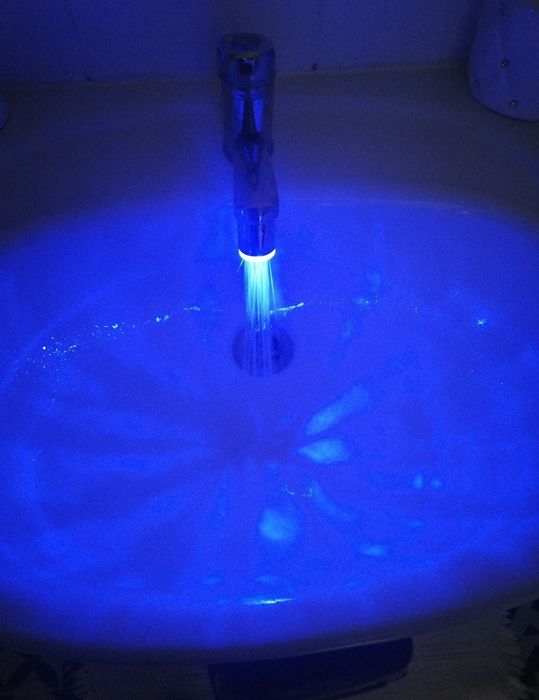 Led na kran wylewke do kuchni i łazienki