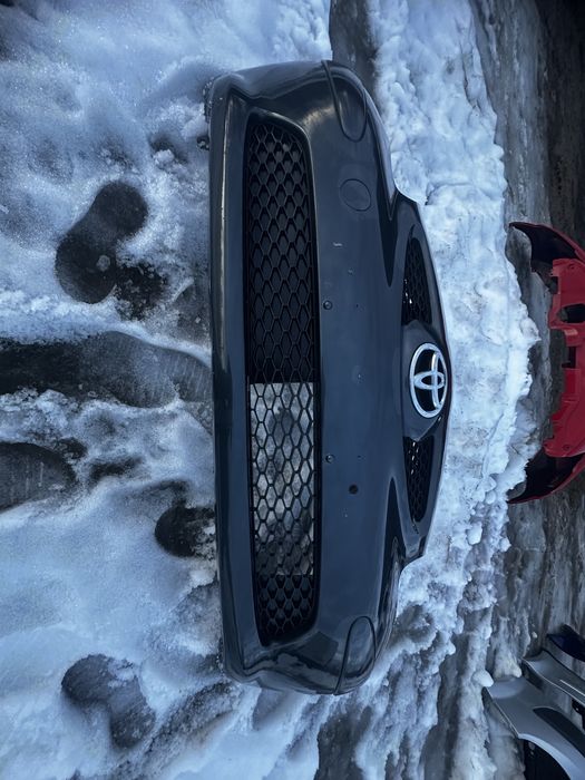 Бампер передній Toyota Aygo тойота айго