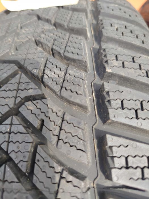 A132#Sprzedam opony NOWE Zimowe 205/60/16" Dunlop