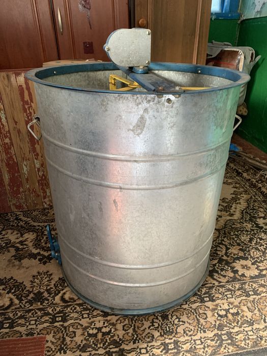 Продам медогонку