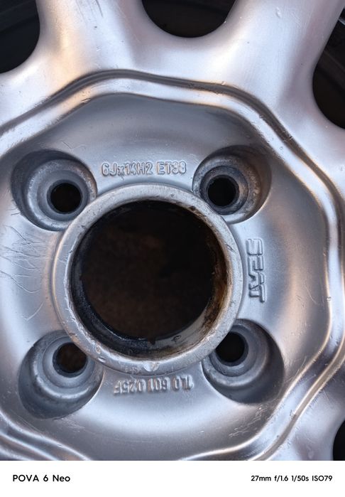 Диски 14-4*100 з покришками. Стан нормальний без тріщин та зварки,ціна