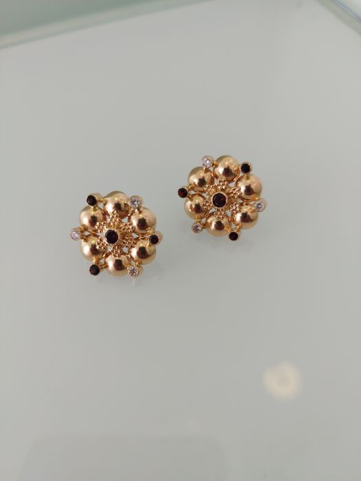 Brincos em ouro de 19,2kt