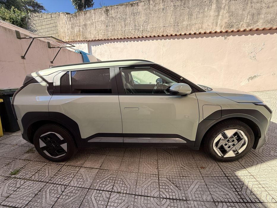 KIA EV3             .