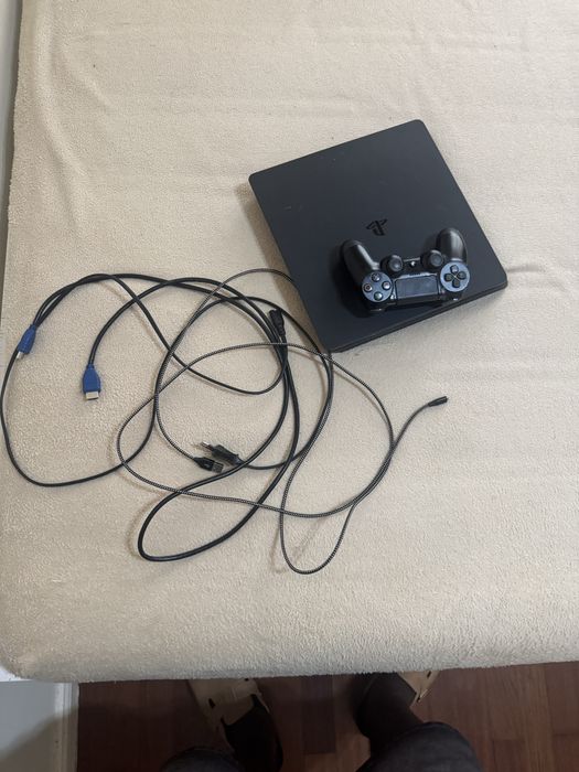 Vendo Ps4 slim 500gb
