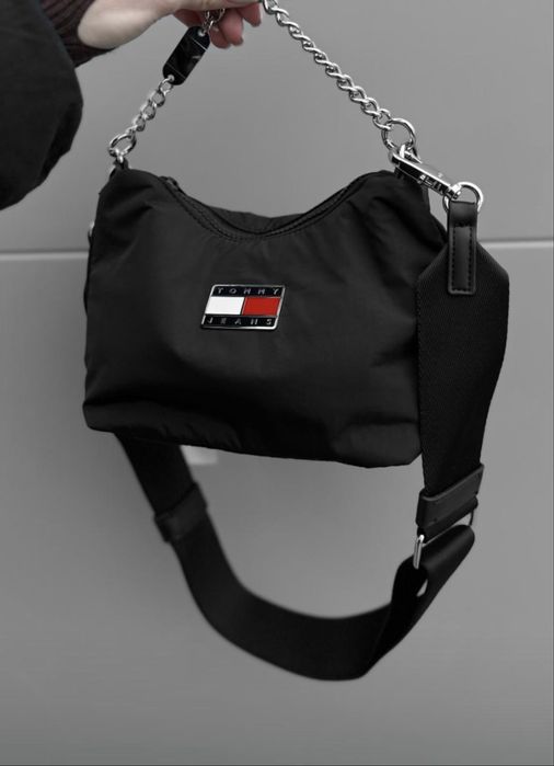 Чорна сумка через плече Томмy Hilfiger