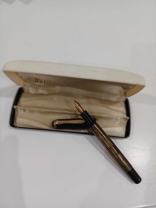 Caneta tinta permanente pelikan 400