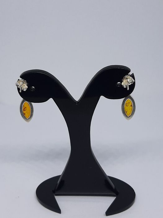 Piekne kolczyki ze srebra, srebro 925 z bursztynem