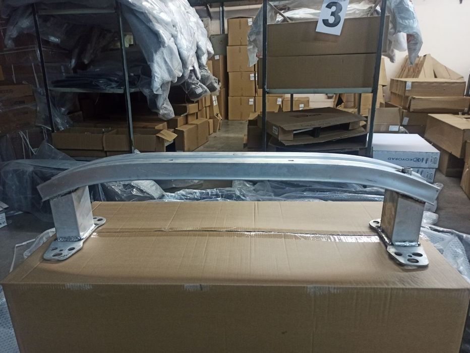 Jeep Renegade 2015 2016 2017 2018 2019 усилитель Ренегат