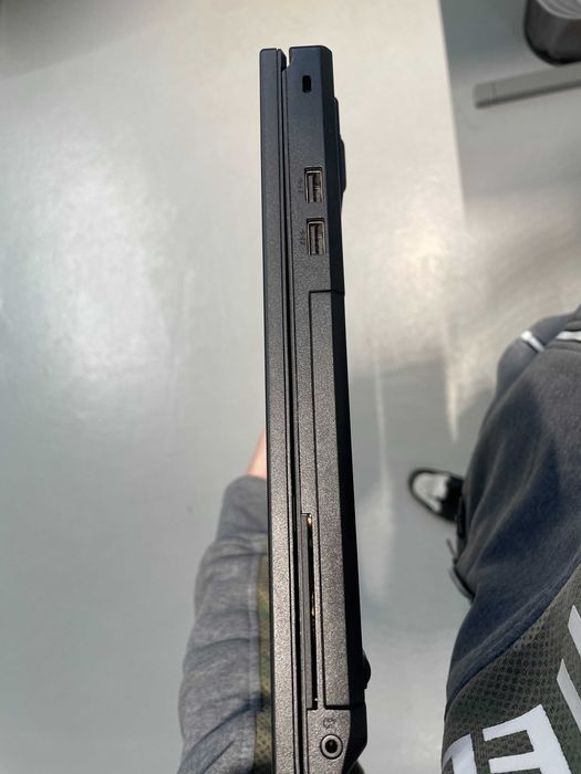 Для дому та офісу Lenovo ThinkPad L560 (i5-6300U\8Gb-DDR3\256Gb-SSD)