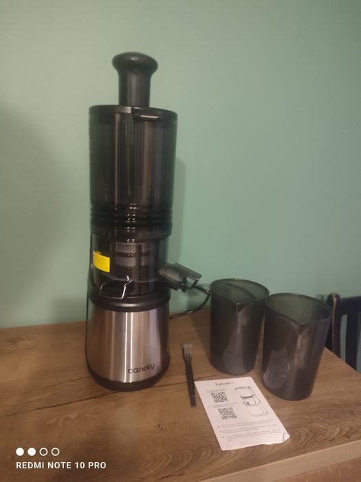 Wyciskarka wolnoobrotowa Canoly Masticating Juicer JE-37B.