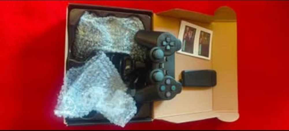 Consola Game Stick em 4K
Traz cartão MicroSD 64GB com 10000 Jogos