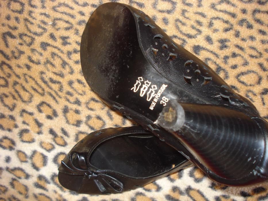 Sapatos de Senhora nº 38